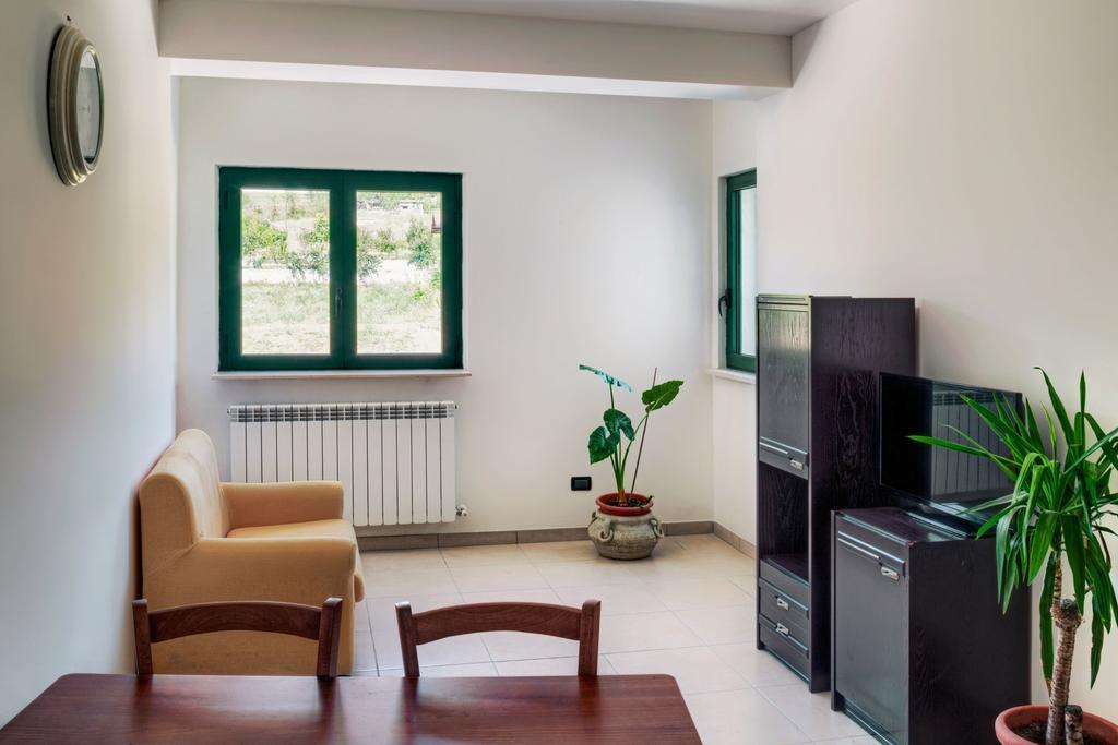 Agriturismo Statale 17 Poggio Picenze المظهر الخارجي الصورة