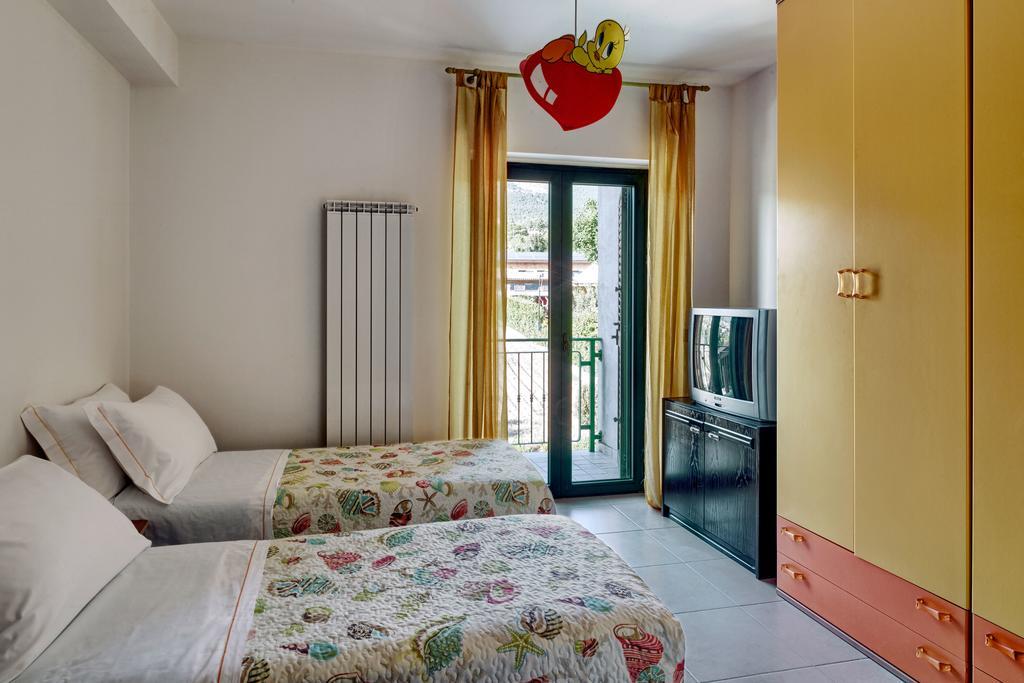 Agriturismo Statale 17 Poggio Picenze المظهر الخارجي الصورة